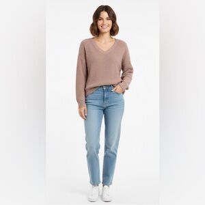 F21 • mauve v-neck sweater